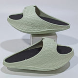 Swing shoes， slides sandals
